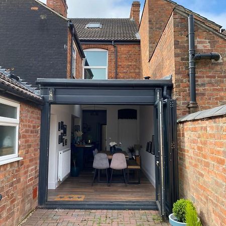 Luxury Spacious Renovated Townhouse Grantham Extérieur photo