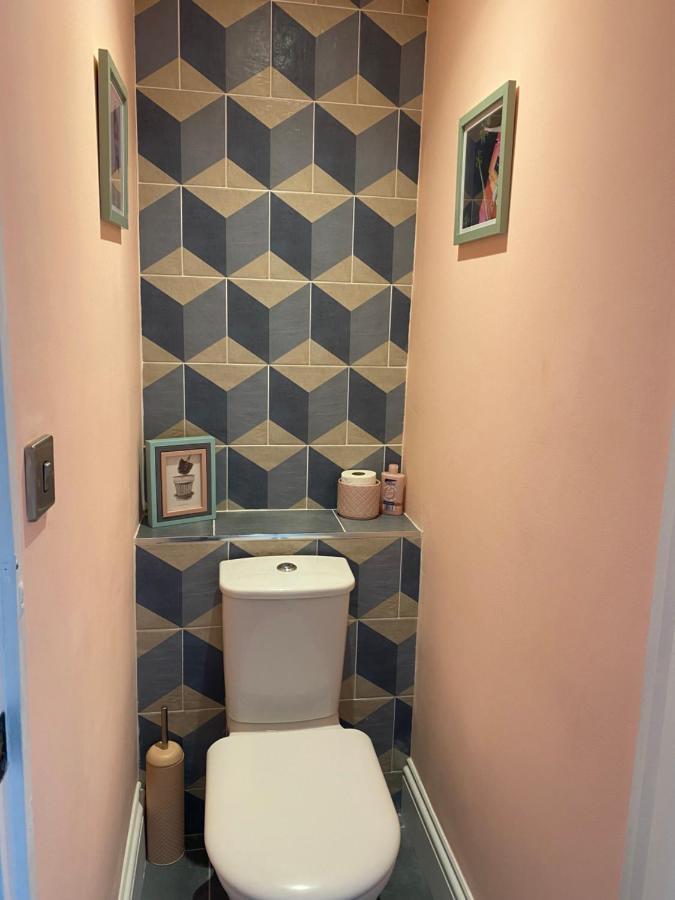 Luxury Spacious Renovated Townhouse Grantham Extérieur photo