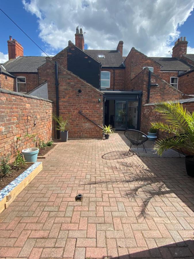 Luxury Spacious Renovated Townhouse Grantham Extérieur photo