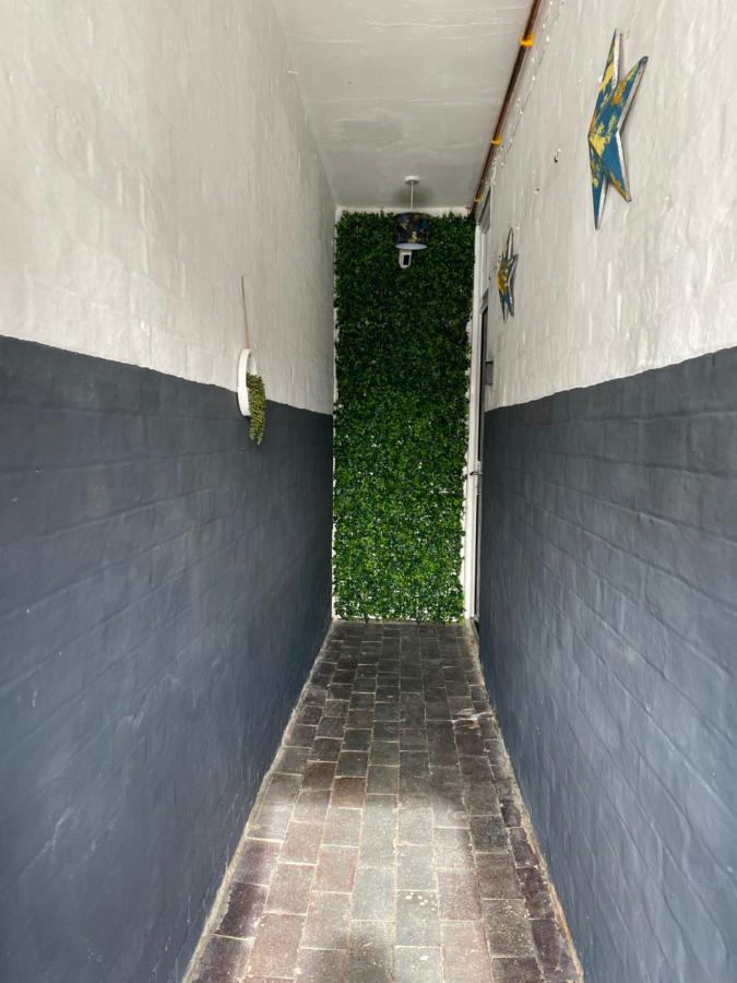 Luxury Spacious Renovated Townhouse Grantham Extérieur photo